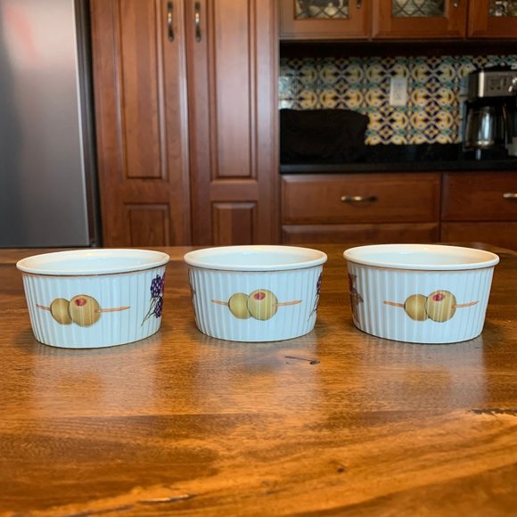 Vintage Set of 3 Royal Worcester Evesham Gold Ramekins - 4 Oz. - Picture 2 of 13